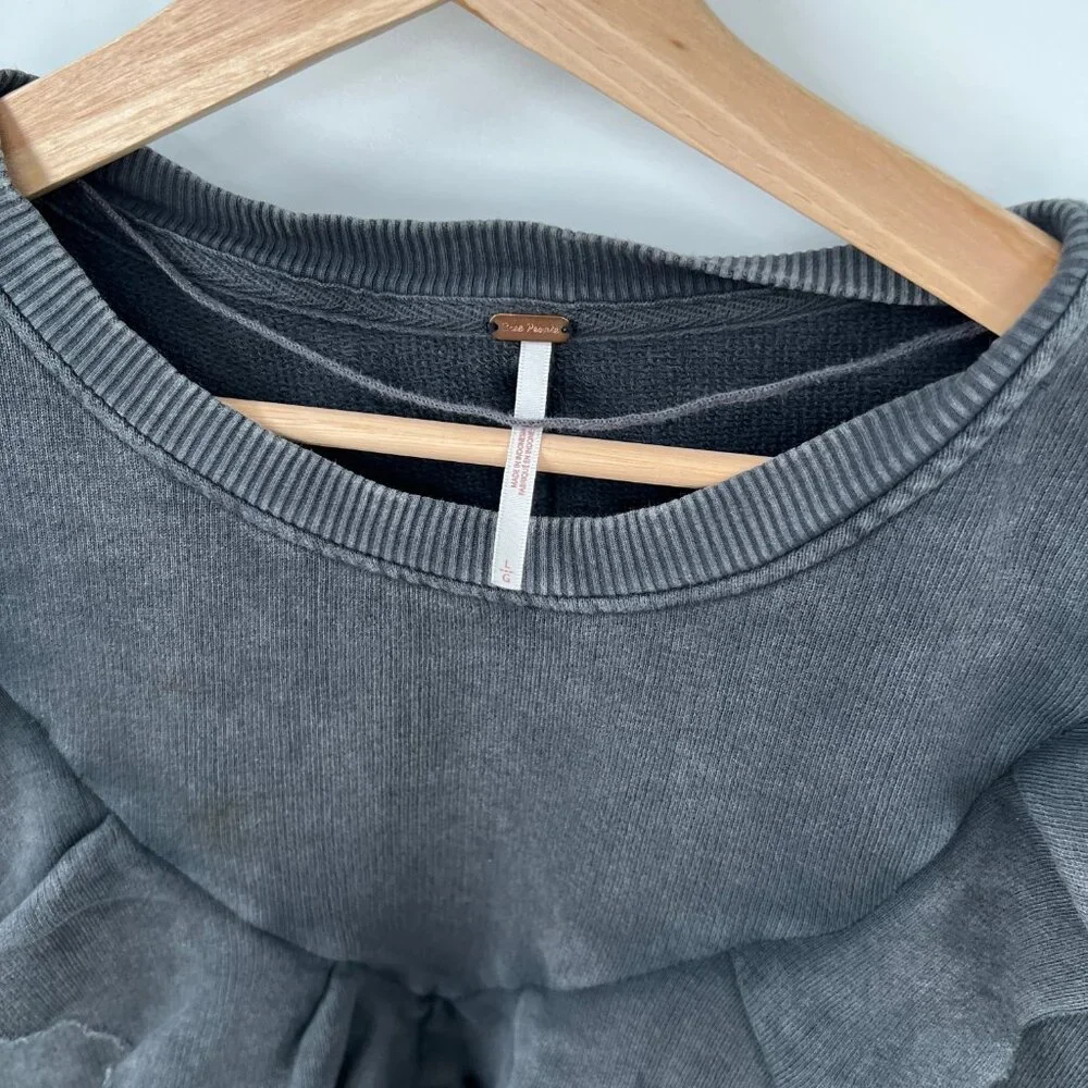 Free People Ruffled Crewneck - Picture 4 of 5